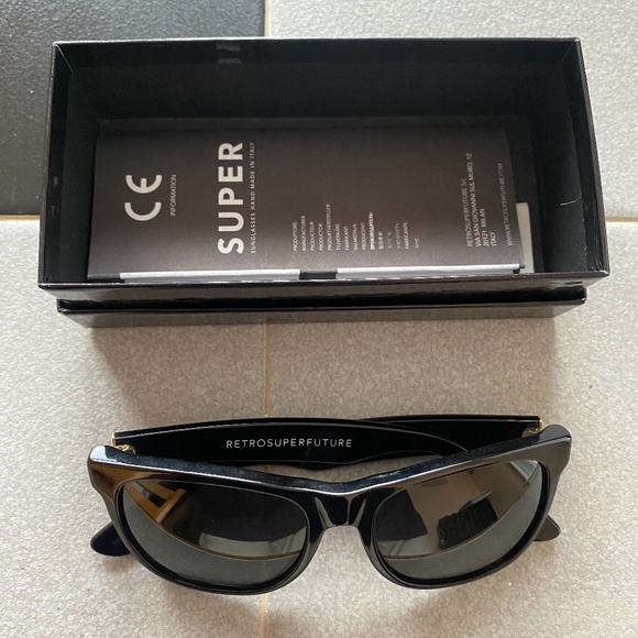 RetroSuperFuture Classic Black Sunglasses - Picture 3 of 8